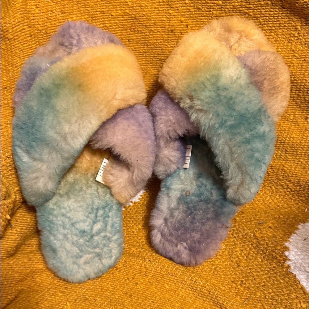 EMU Australia shearling slippers